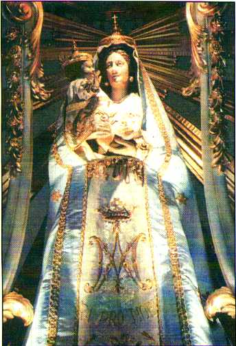 statua Madonna delle Grazie